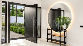 Villa for sale in Los Flamingos, Benahavis