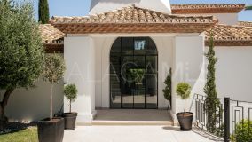 Villa zu verkaufen in Los Naranjos, Nueva Andalucia
