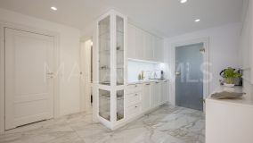 Lägenhet for sale in Gala Placidia, Marbella Golden Mile