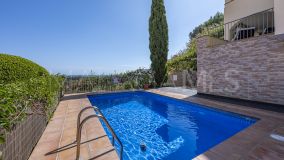 Apartamento Planta Baja en venta en Puerto del Almendro, Benahavis