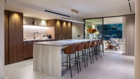 Villa for sale in Haza del Conde, Nueva Andalucia