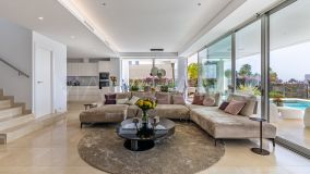 Villa for sale in Rio Real, Marbella Öst