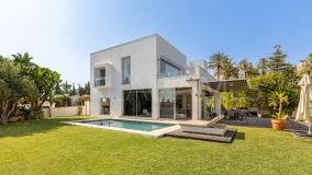 Villa for sale in El Rosario, Marbella Öst