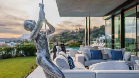 Villa for sale in La Quinta Hills, Benahavis