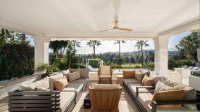 Villa for sale in Los Naranjos Golf, Nueva Andalucia