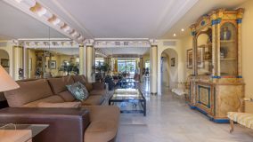 Lägenhet for sale in La Isla, Marbella - Puerto Banus