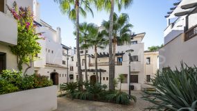 Appartement rez de chaussée for sale in Medina de Banús, Nueva Andalucia