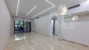 Erdgeschosswohnung zu verkaufen in Alicate Playa, Marbella Ost