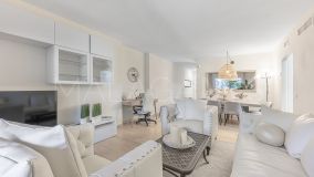Markplanslägenhet for sale in Jardines de las Lomas, Marbella Golden Mile