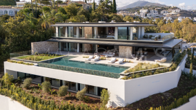 Villa en venta en El Herrojo, Benahavis