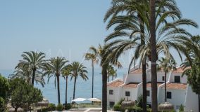 Apartamento en venta en Coral Beach, Marbella Golden Mile