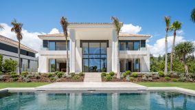 Villa for sale in Rocio de Nagüeles, Marbella Golden Mile