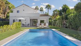 Villa for sale in Nueva Andalucia, Marbella