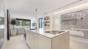 Apartment for sale in Nueva Andalucia, Marbella