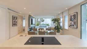 Lägenhet for sale in Marina Puente Romano, Marbella Golden Mile
