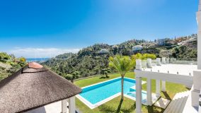 Villa en venta en El Madroñal, Benahavis
