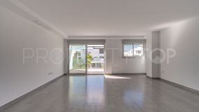 Modern apartment in a new luxury complex in Marques de Guadalmina, Estepona