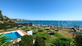 Beautiful duplex penthouse with fantastic sea views in Guadalobon, Estepona