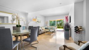 Markplanslägenhet for sale in Elviria Hills, Marbella Öst