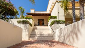 Hôtel for sale in Elviria Hills, Marbella Est