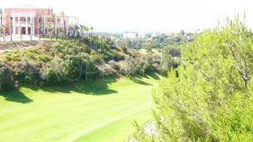 Beautiful 4 bedroom semi-detached villa in SANTA CLARA, Marbella East
