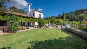 Country house in Casares for sale