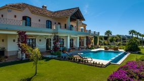For sale Estepona 5 bedrooms country house