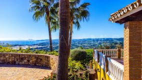 Country House for sale in Estepona