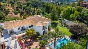 Villa for sale in Los Reales - Sierra Estepona, Altos de Estepona