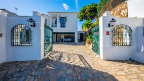 Country House for sale in Altos de Estepona