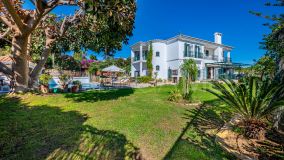 Country House for sale in Altos de Estepona