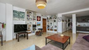 San Pedro de Alcantara, atico con 3 dormitorios a la venta