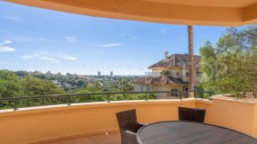 Apartamento en venta con 2 dormitorios en Elviria