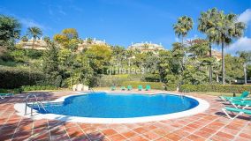 Apartamento en venta con 2 dormitorios en Elviria