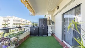 Se vende apartamento con 2 dormitorios en Guadalmina Alta