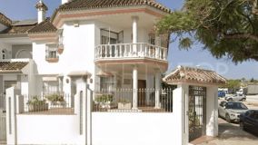 5 bedrooms town house for sale in San Pedro de Alcantara