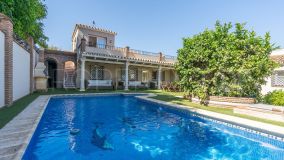 For sale San Pedro de Alcantara 5 bedrooms villa