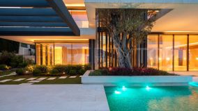 Villa with 12 bedrooms for sale in Benahavis Centro