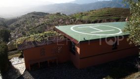 For sale 8 bedrooms country house in Alozaina