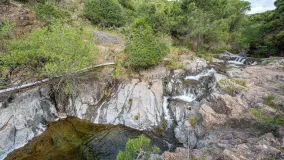 For sale 4 bedrooms country house in Altos de Estepona