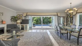 Villa en venta de 4 dormitorios en El Rosario