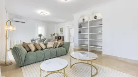Se vende adosado con 2 dormitorios en Marbella