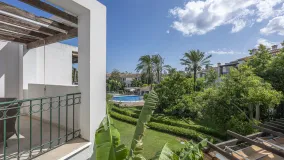 3 bedrooms penthouse in Estepona for sale