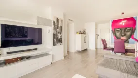 Apartamento en venta de 3 dormitorios en Nueva Andalucia