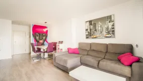 Apartamento en venta de 3 dormitorios en Nueva Andalucia