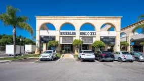 Marbella - Puerto Banus, local comercial a la venta