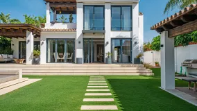 Villa for sale in Linda Vista Baja
