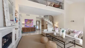 Atico duplex en venta en Country Club Las Brisas
