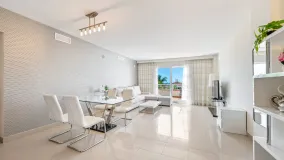 Ático de 2 dormitorios a la venta en Cortijo del Mar