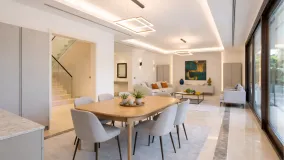Se vende villa en Estepona